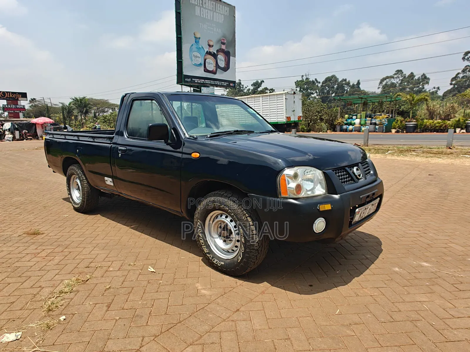 Nissan Hardbody 2012