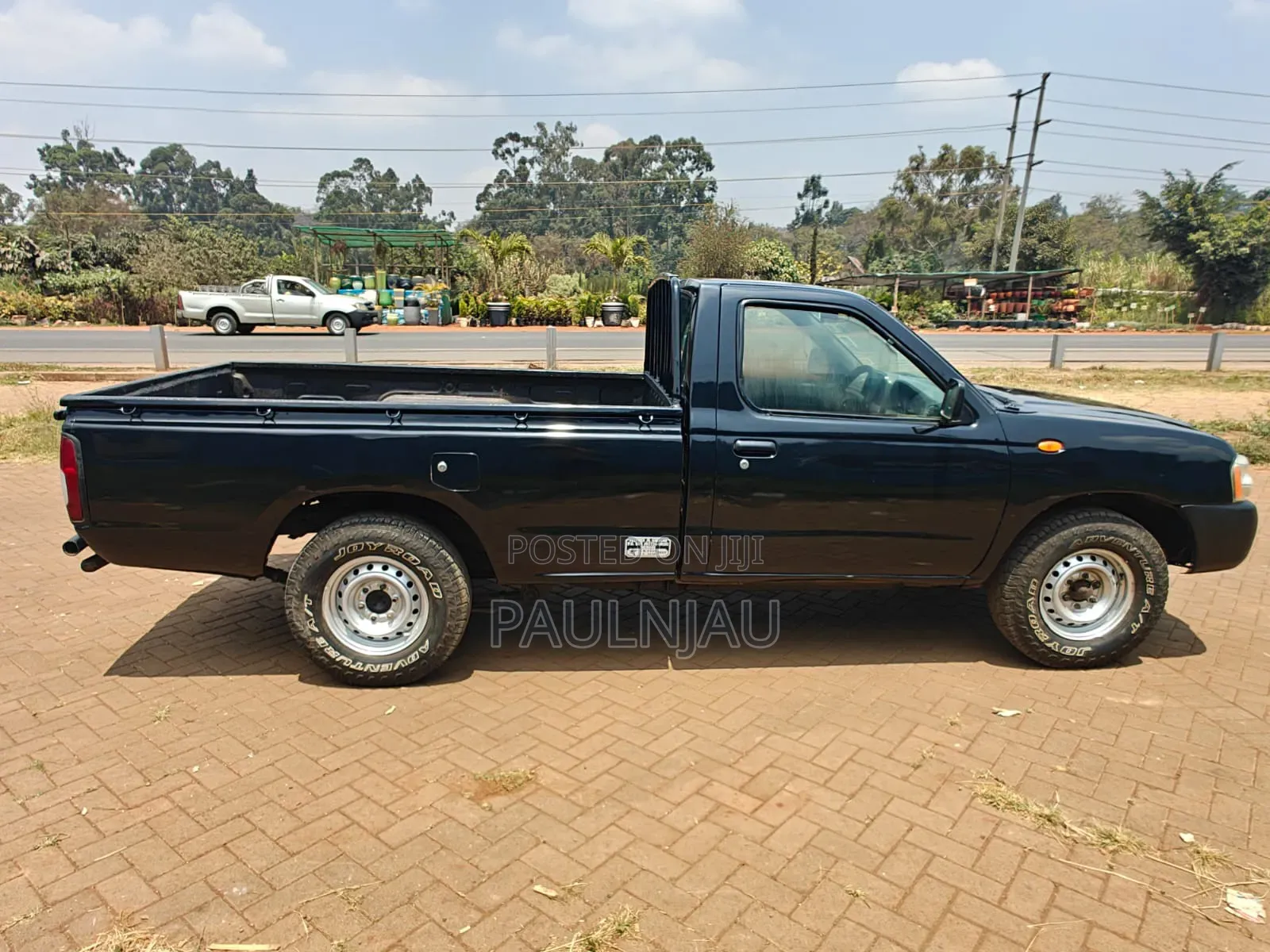Nissan Hardbody 2012
