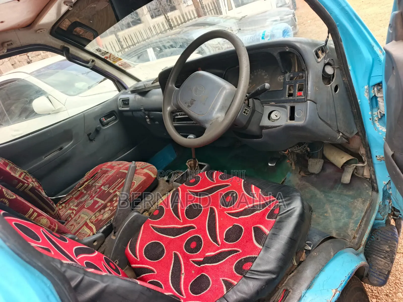 Toyota HiAce 2009 Blue