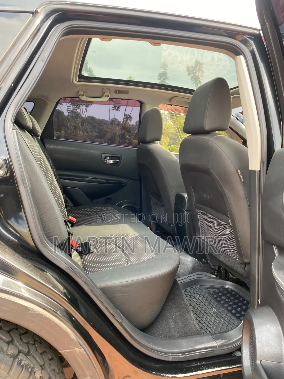 Nissan Dualis 2011 Black