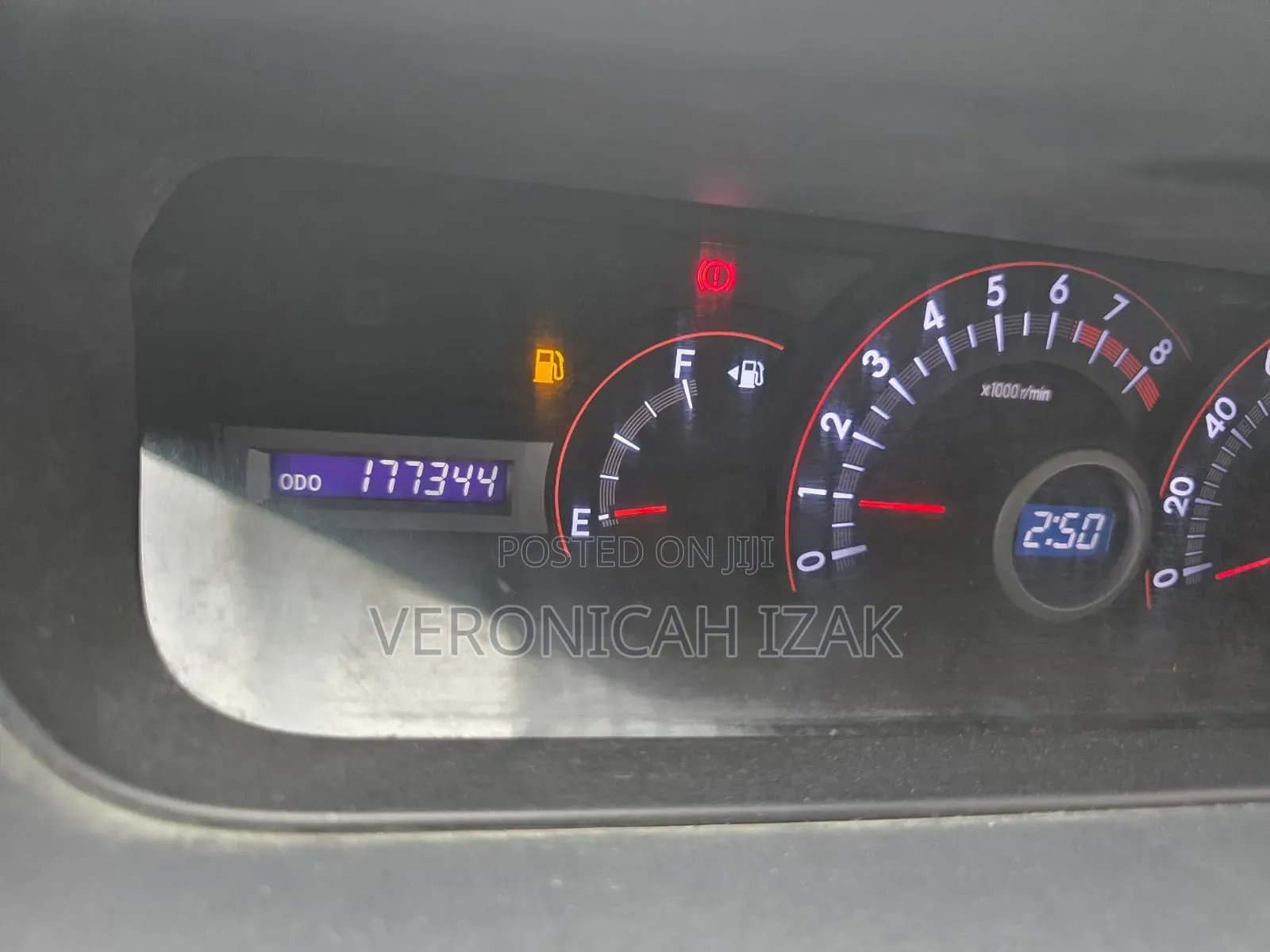 Toyota Voxy 2009 Silver