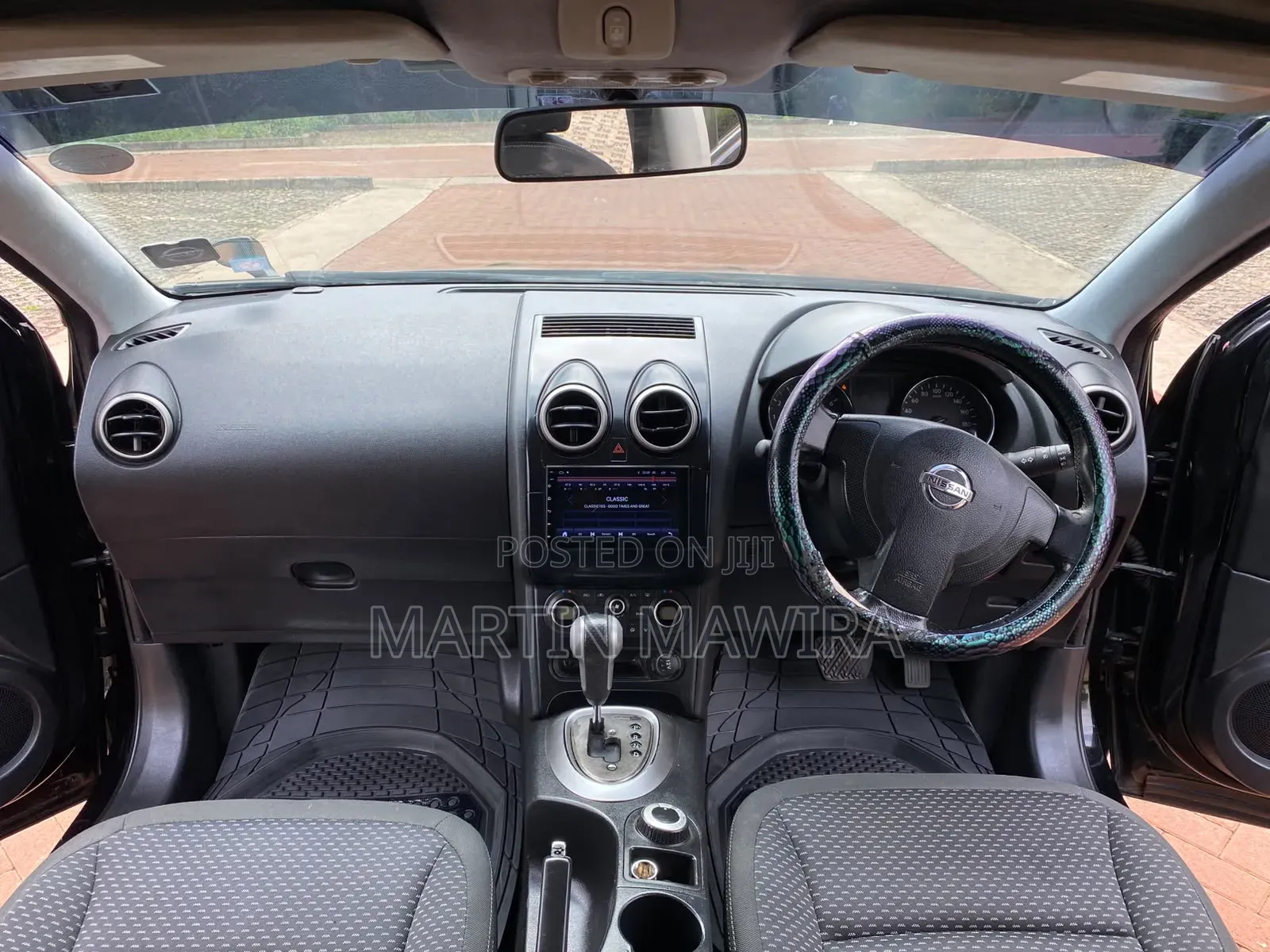 Nissan Dualis 2011 Black
