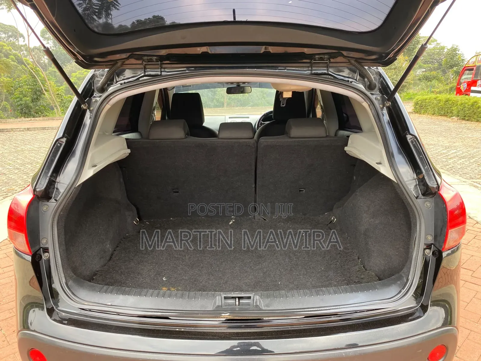 Nissan Dualis 2011 Black