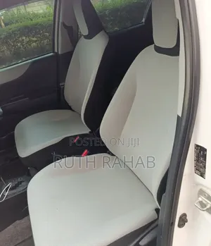 Toyota Vitz 2014 White