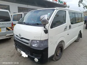 Toyota HiAce 2009 White