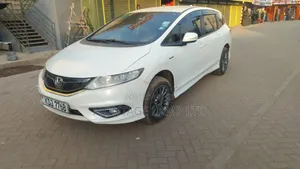Honda Jade 2015 White