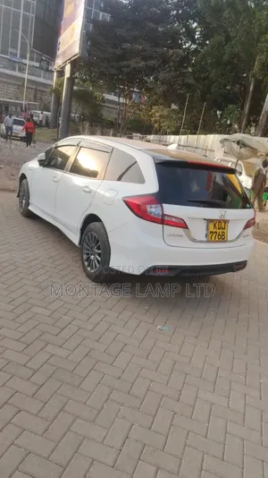 Honda Jade 2015 White