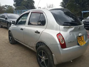 Nissan March 2009 Silver