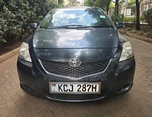 Toyota Belta 2009 Black