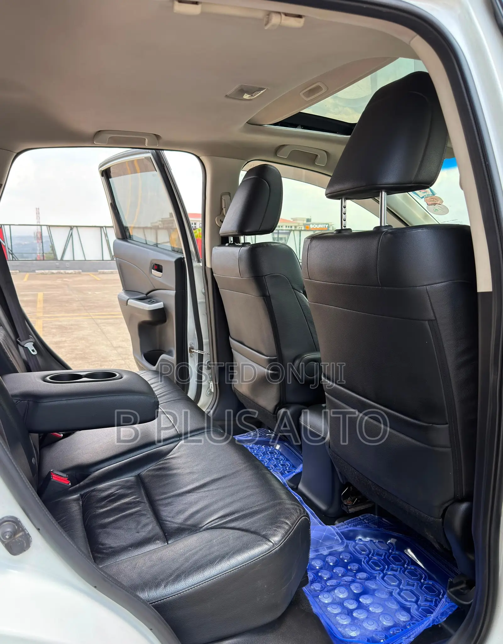 Honda CR-V 2012 White