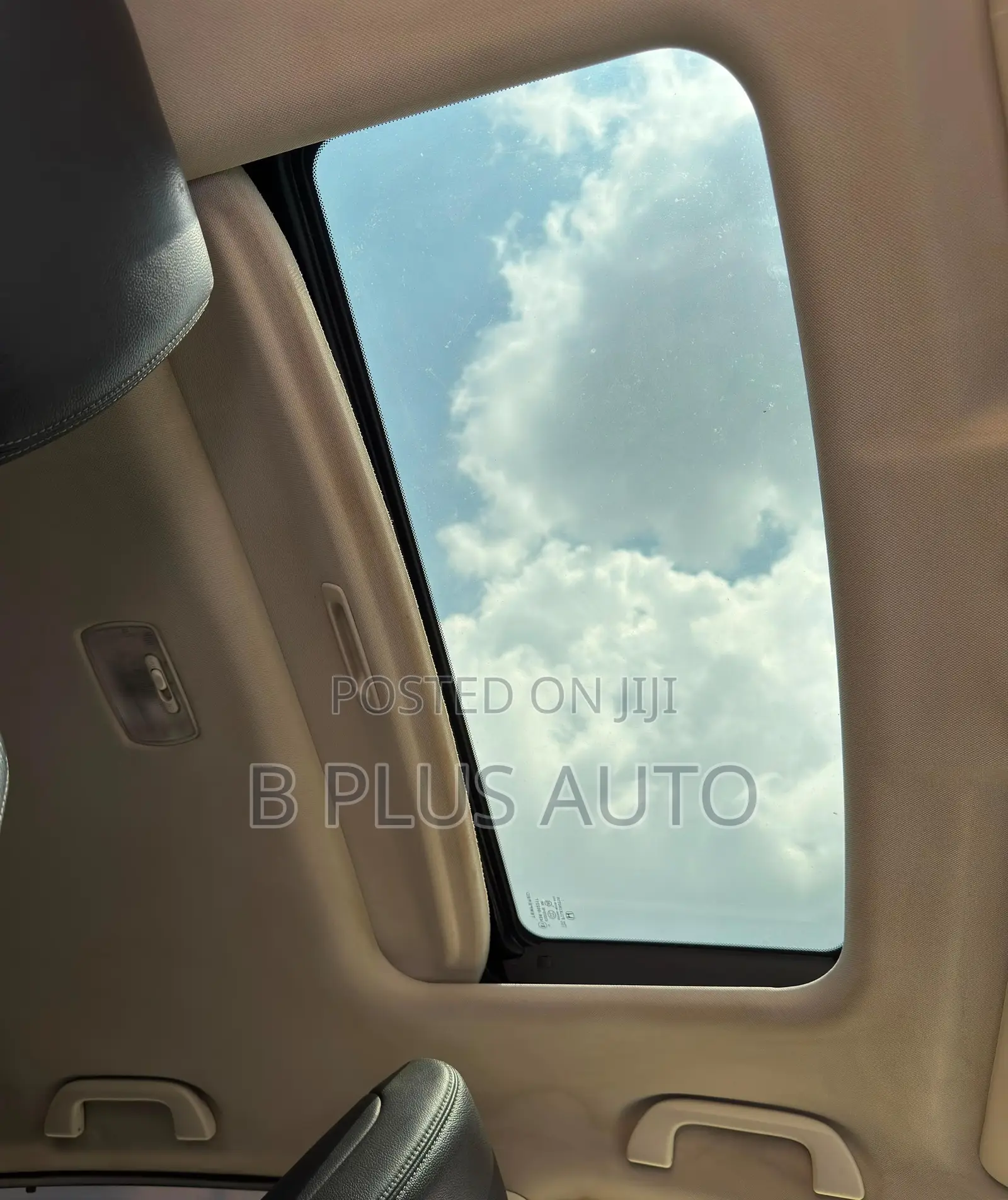 Honda CR-V 2012 White