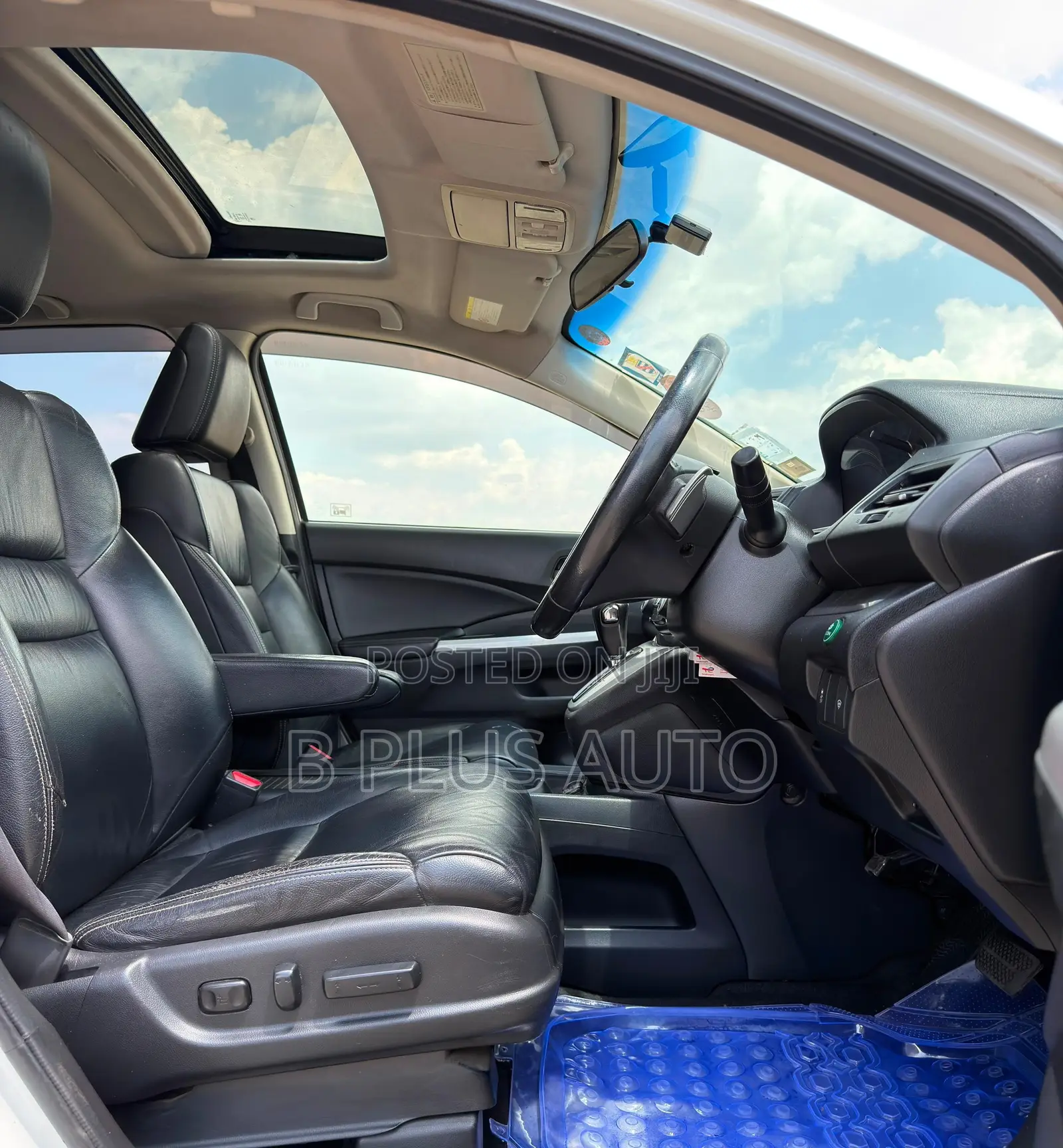 Honda CR-V 2012 White