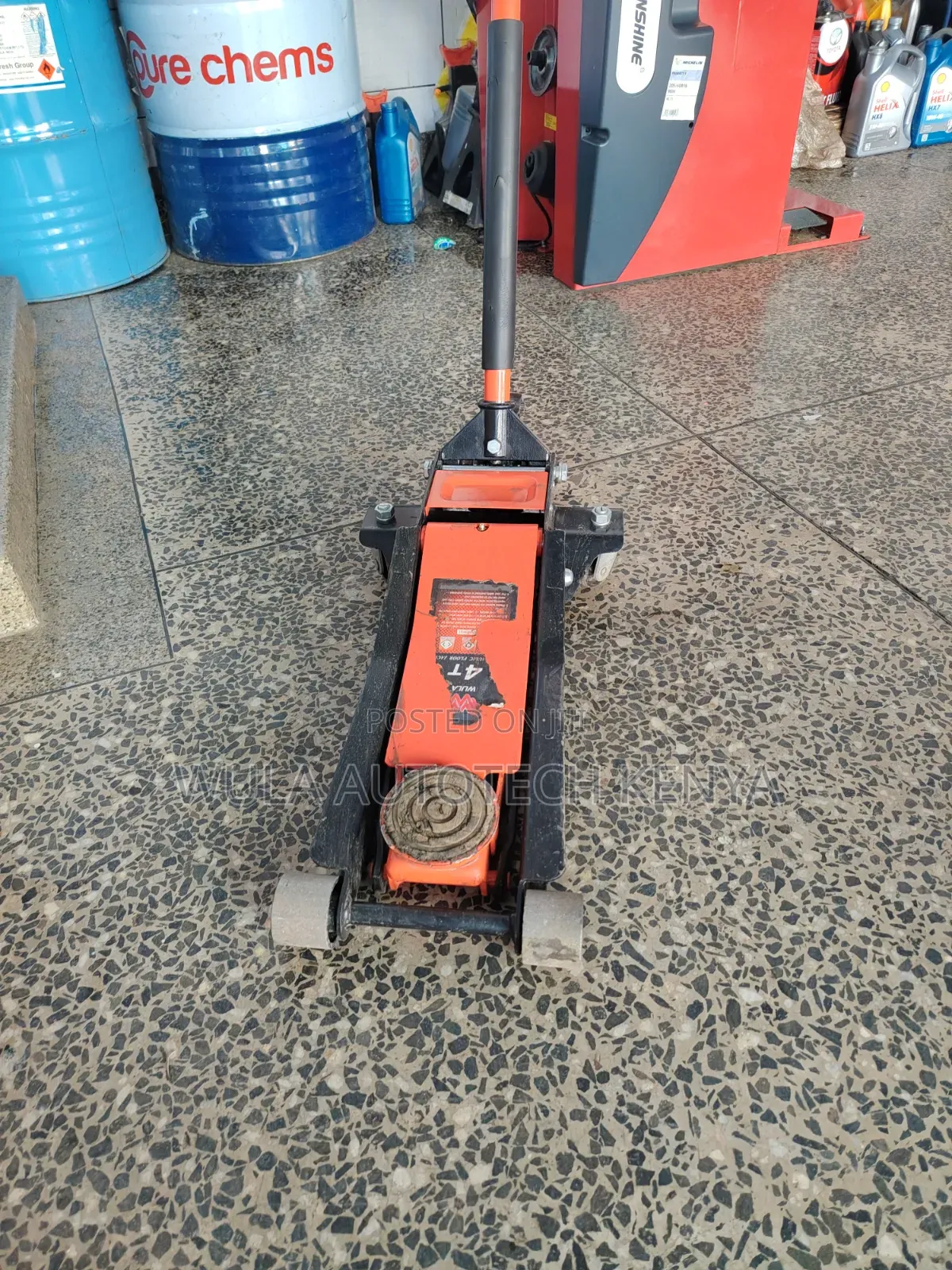 Professional Built for Workshop Use 4tns Trolley Jack Machine Sunshine