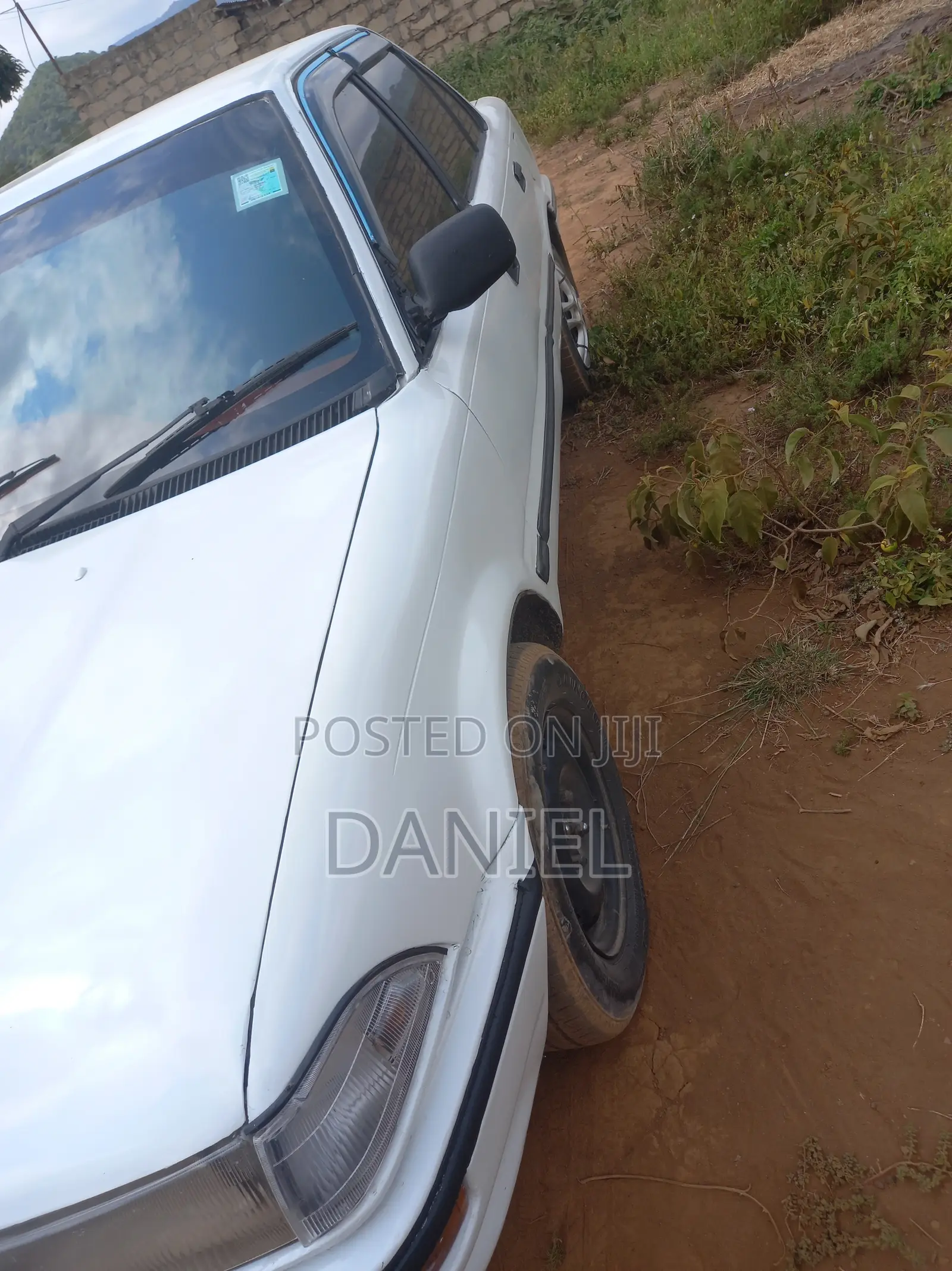 Toyota Corolla 1990 White