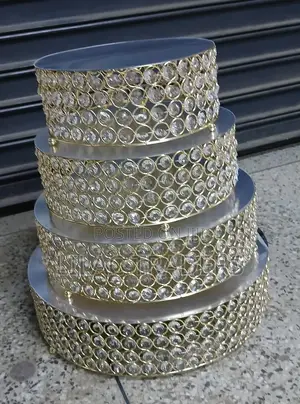 4pcs Iron Top With Crystals Cake Stand Sizes: 25/30/35/40cm
