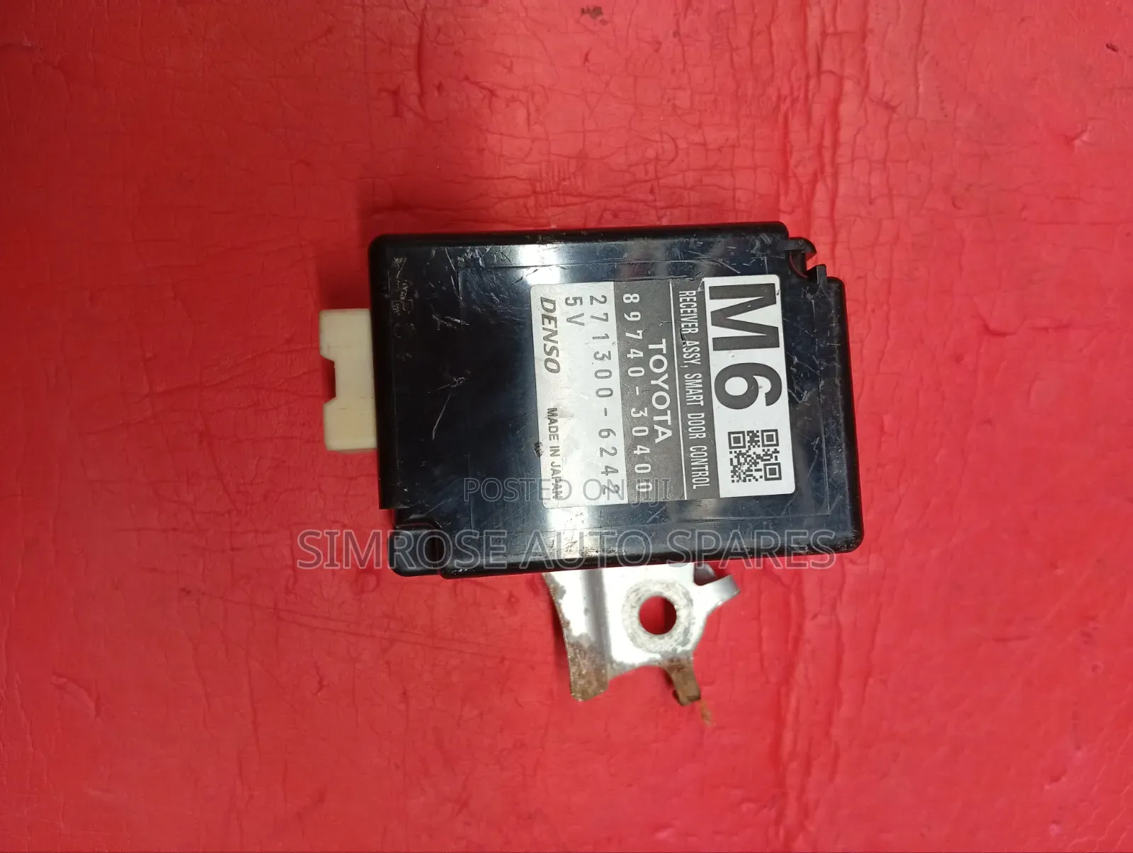 Door Control Module Toyota Crown 2013