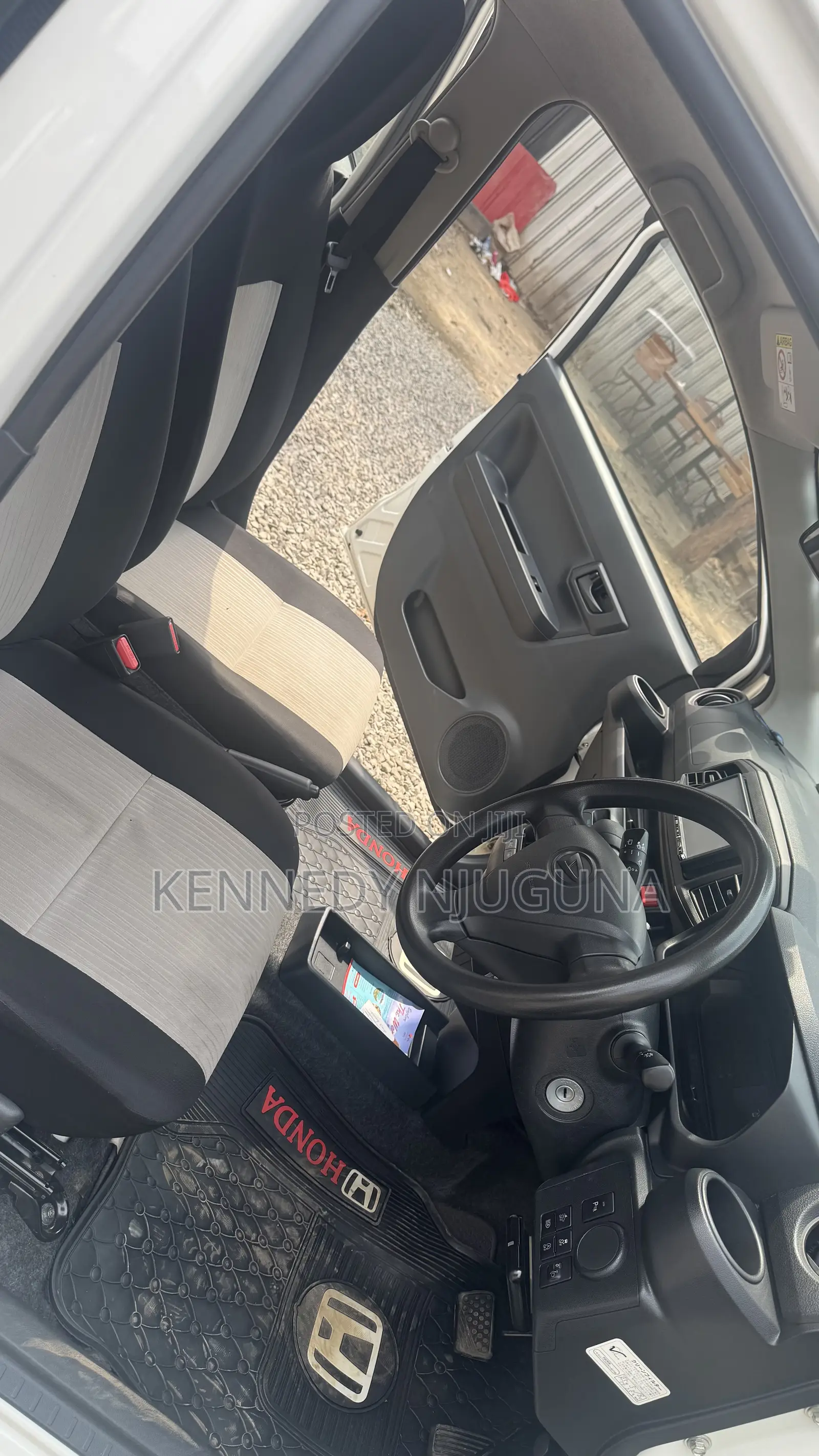Daihatsu Mira 2019 White