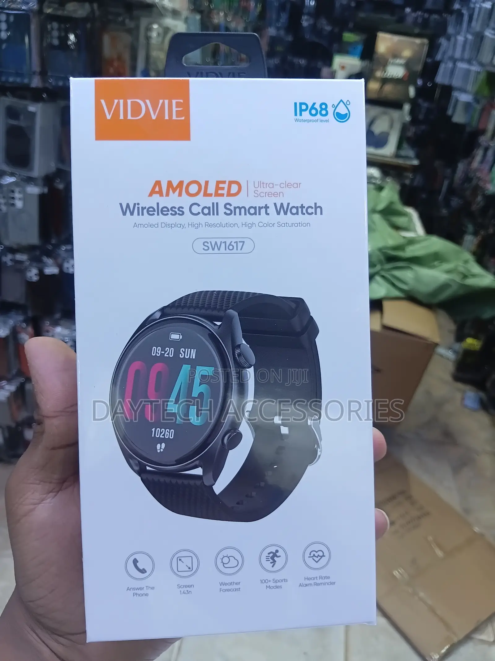The Vidvie SW1617 Wireless Call Smartwatch.