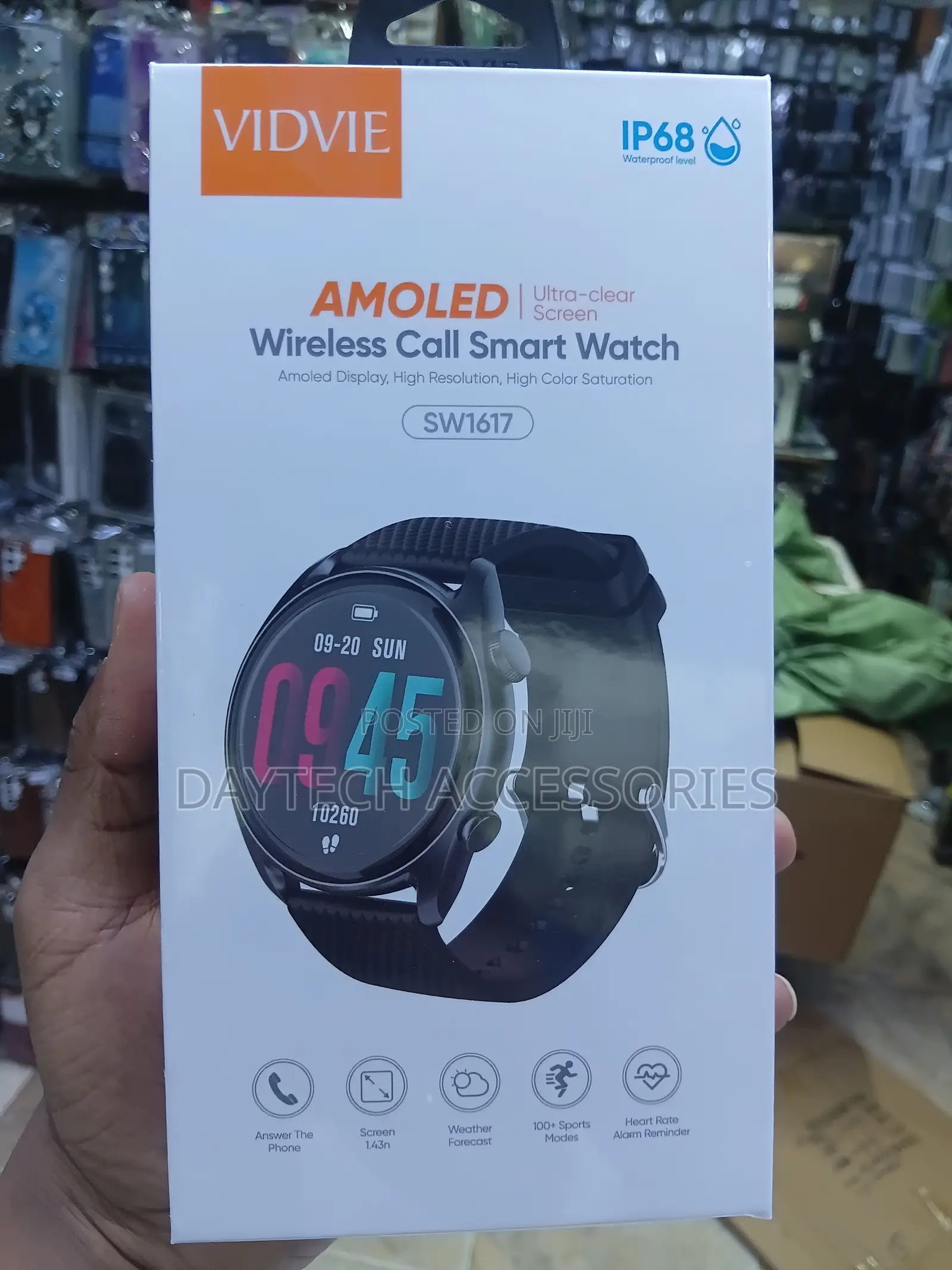 The Vidvie SW1617 Wireless Call Smartwatch.