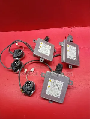Cx-5 Head Light Ballast