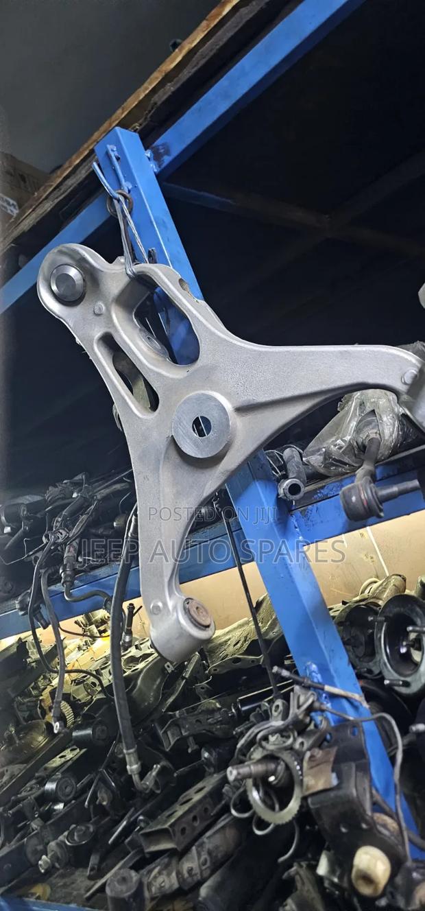 Ford Everest Lower Arms Available