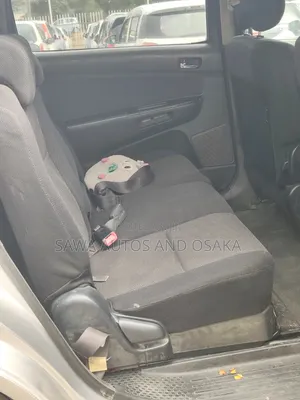 Toyota Wish 2005 Silver
