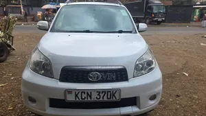 Toyota Rush 2010 White