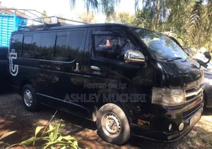 Toyota HiAce 2015 Black