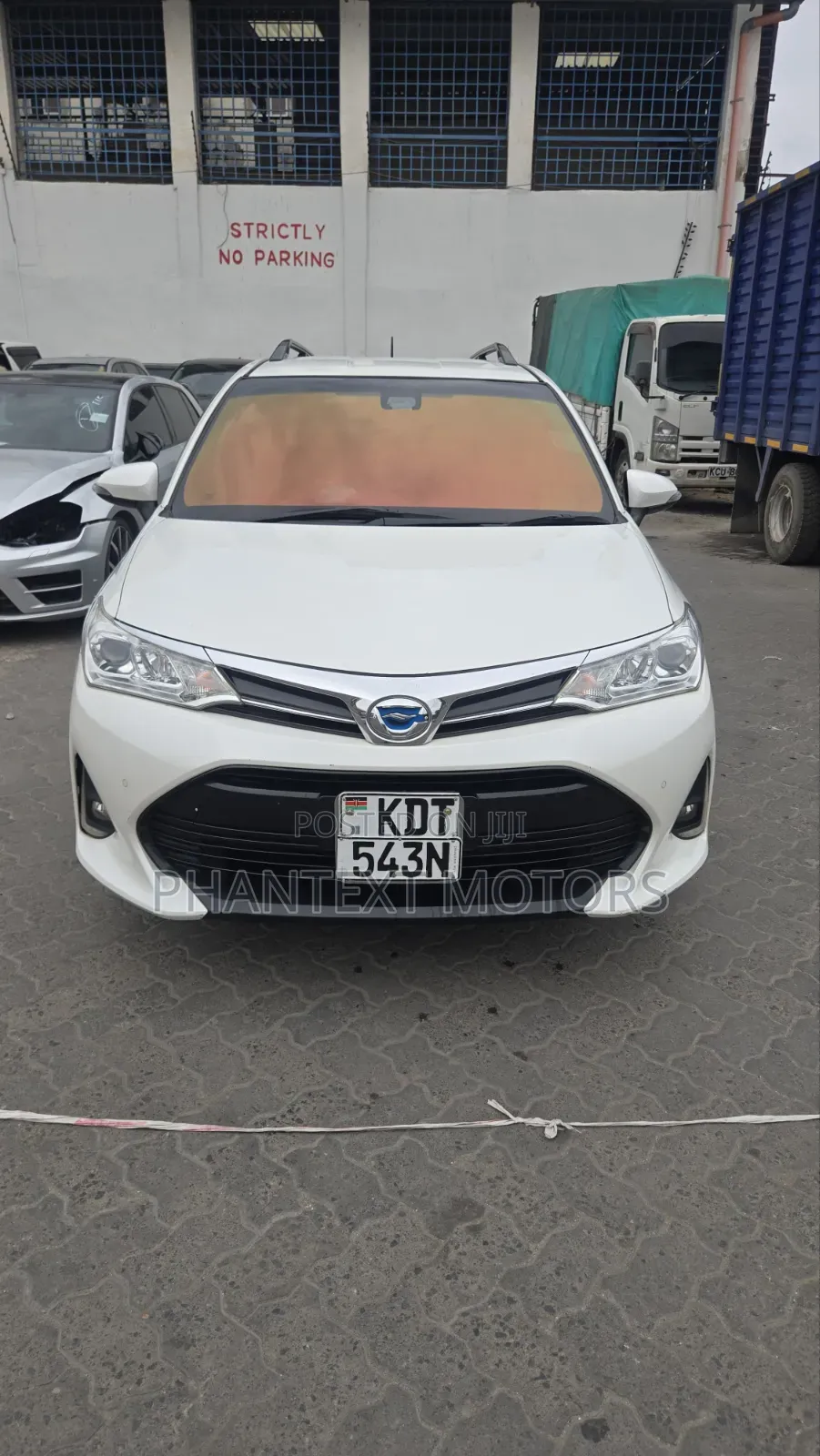 Toyota Corolla Fielder 2018 White