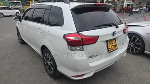 Toyota Corolla Fielder 2018 White