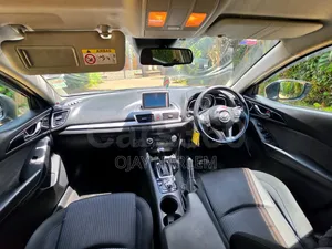 Mazda Axela SV Premium 2014 Black