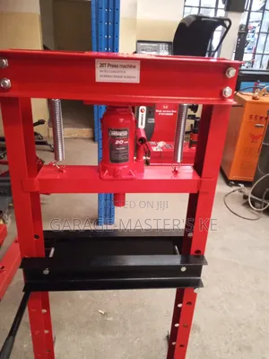 20 T Heavy Duty Hydraulic Press Machine