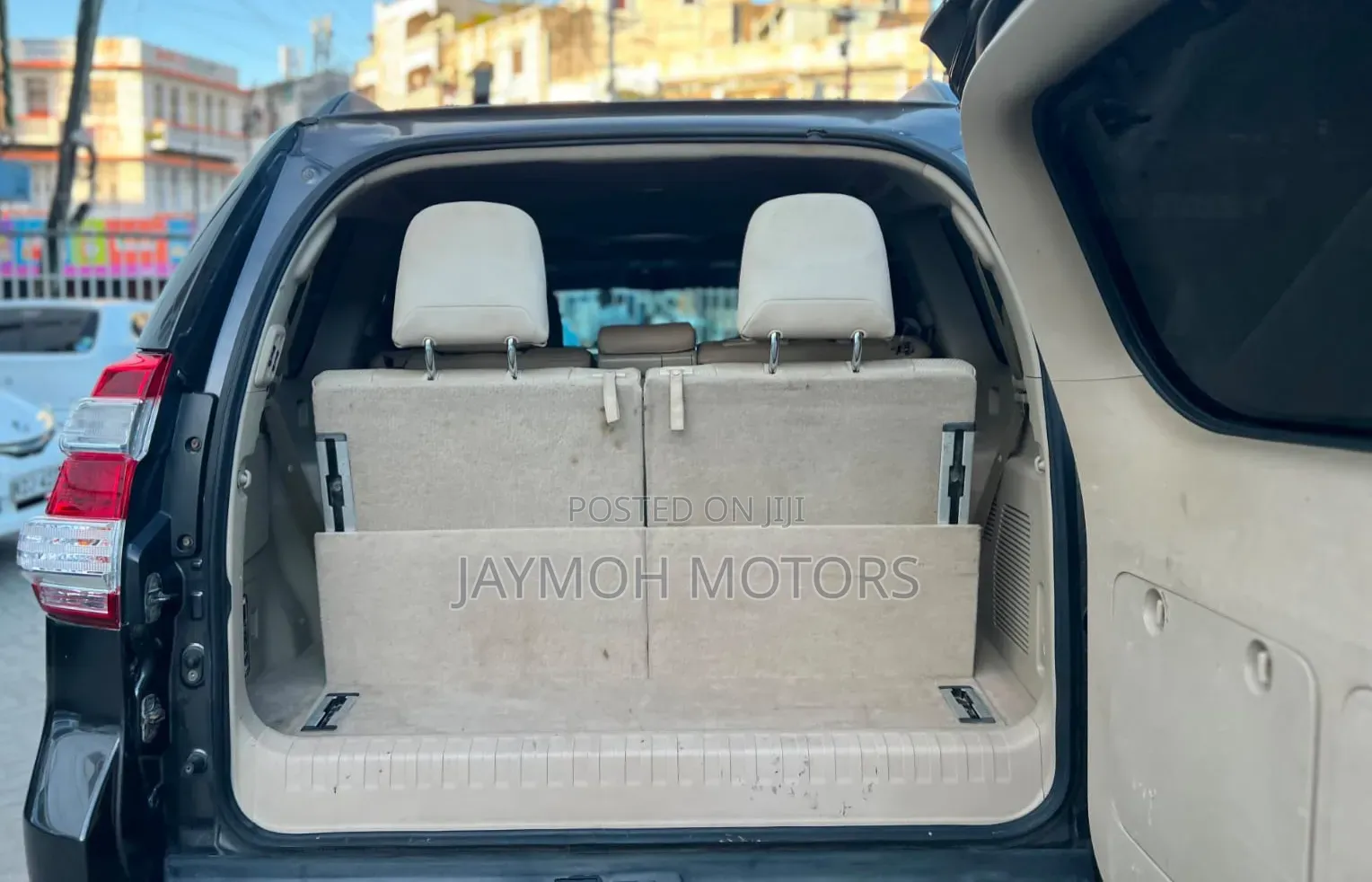Toyota Land Cruiser Prado 2013 Gray