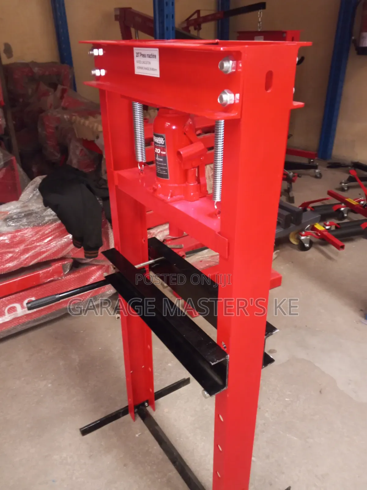 Heavy Duty 20 T Press Machine