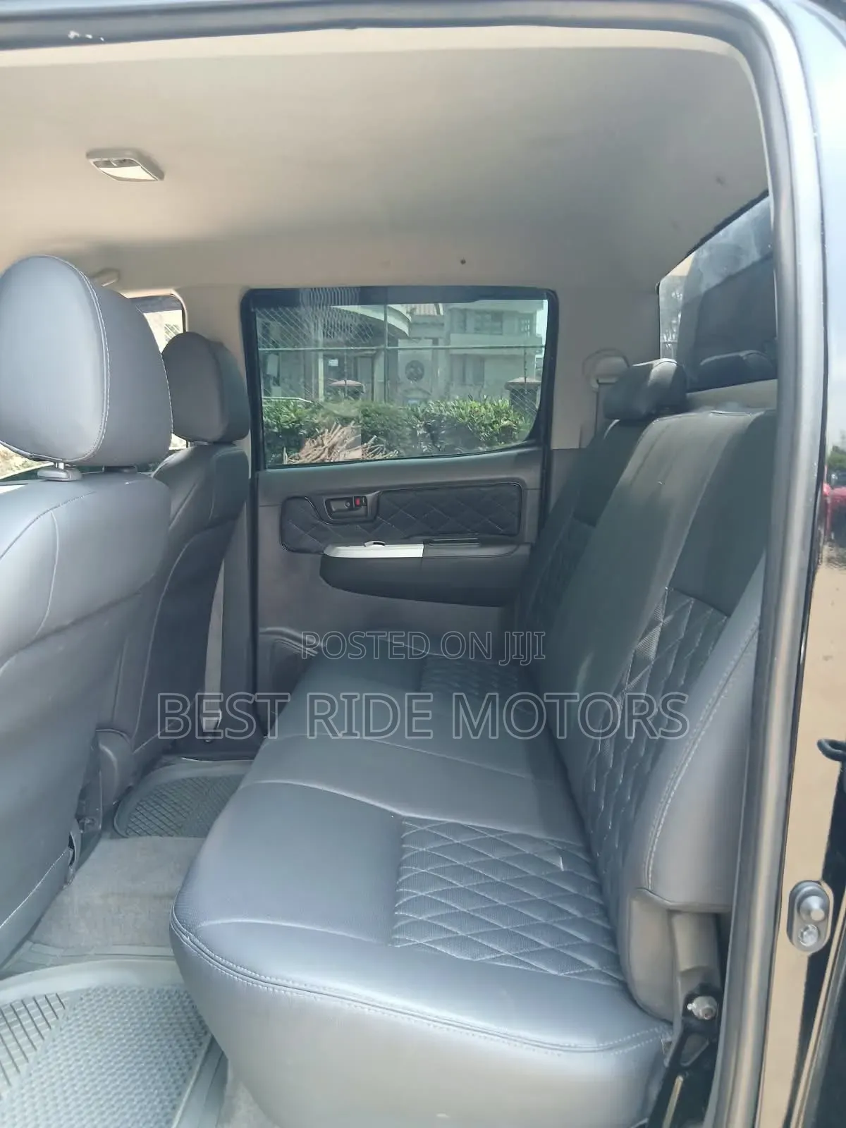 Toyota Hilux 3.0 D-4D 4x4 2012 Black