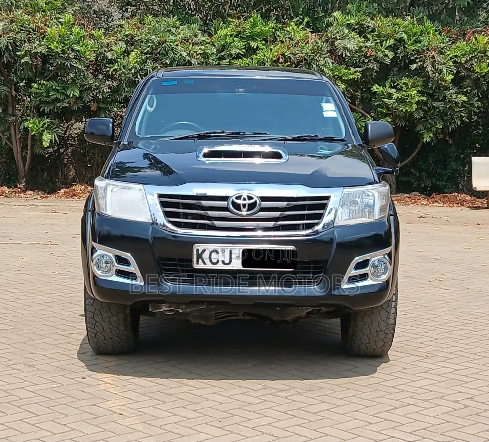 Toyota Hilux 3.0 D-4D 4x4 2012 Black