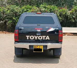 Toyota Hilux 3.0 D-4D 4x4 2012 Black