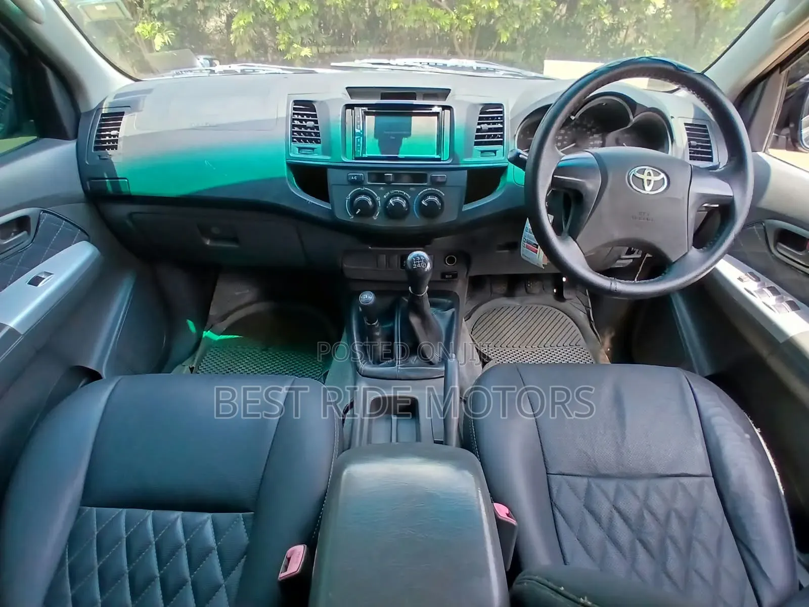 Toyota Hilux 3.0 D-4D 4x4 2012 Black