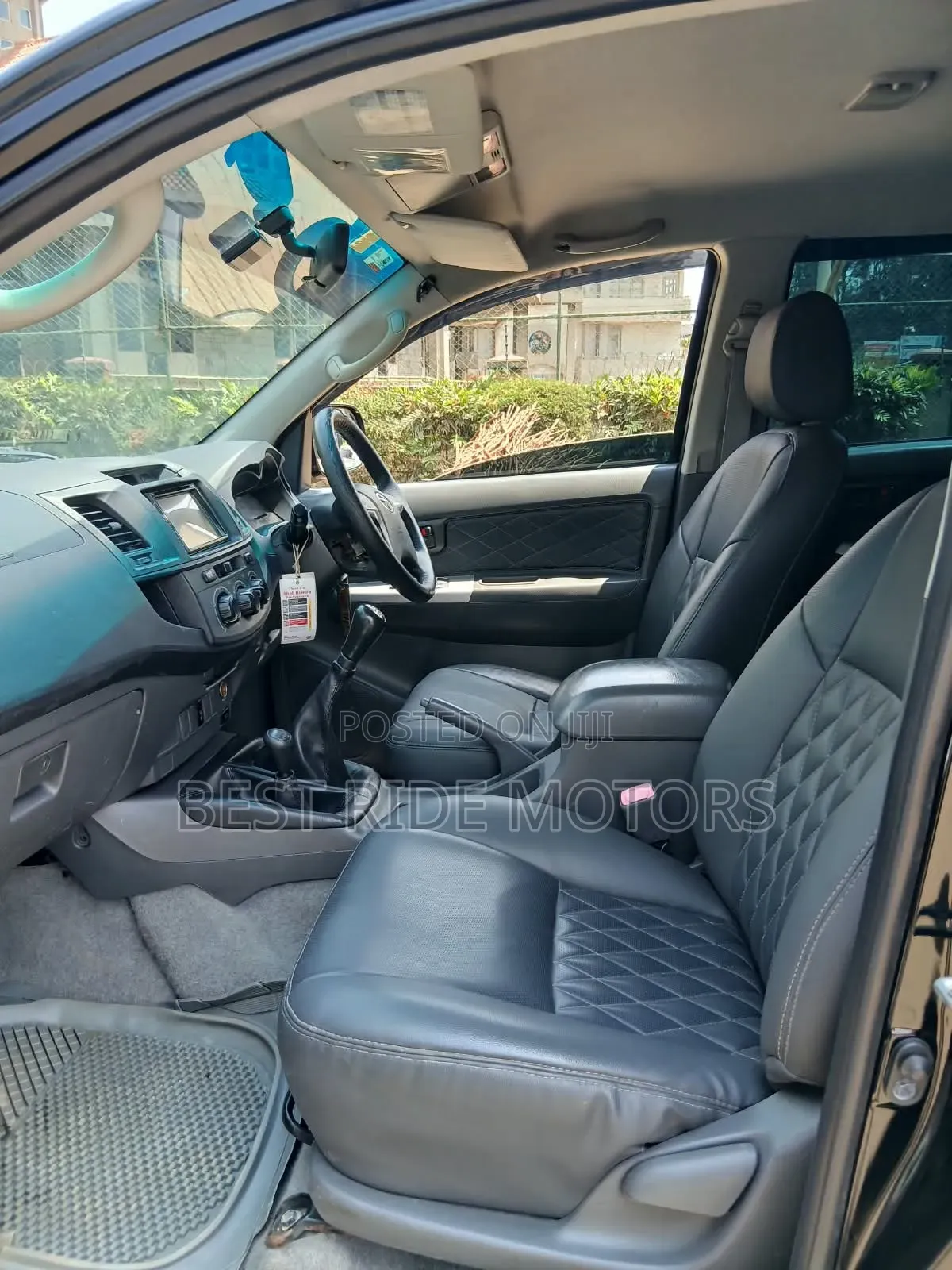 Toyota Hilux 3.0 D-4D 4x4 2012 Black
