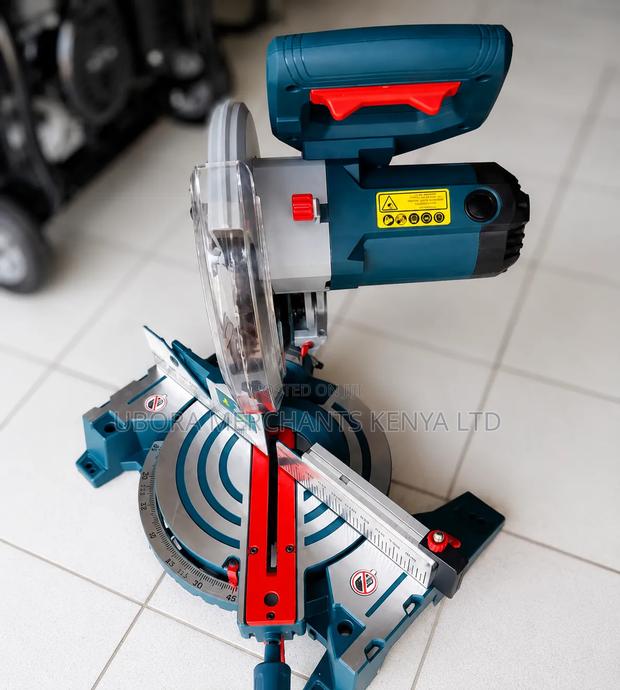 Bosch GCM 254 Professional Is a 1750W 10-Inch Miter Saw