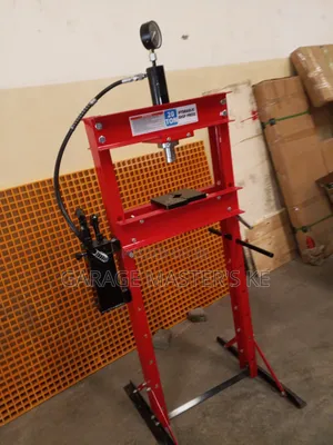 20 T Hydraulic Press Machine
