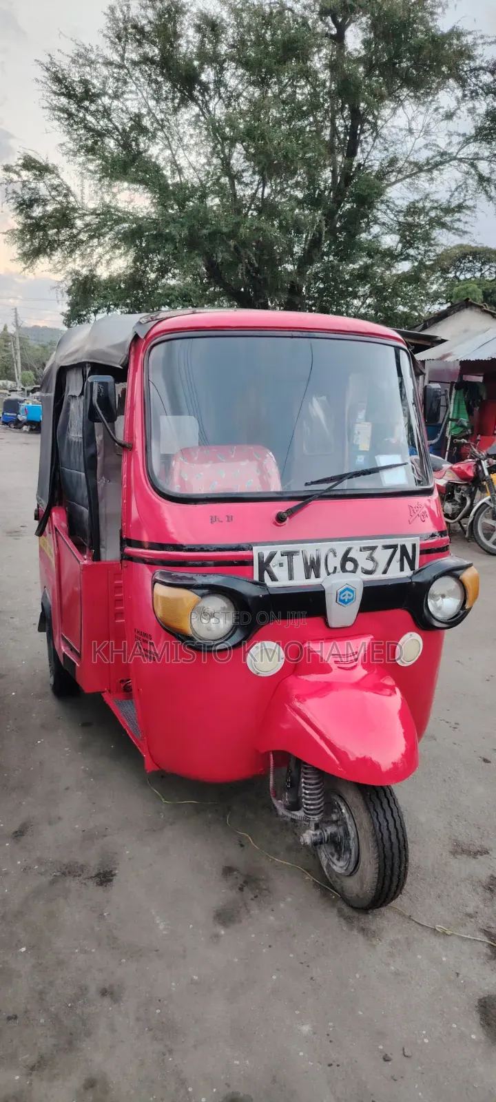 Piaggio 2021 Red