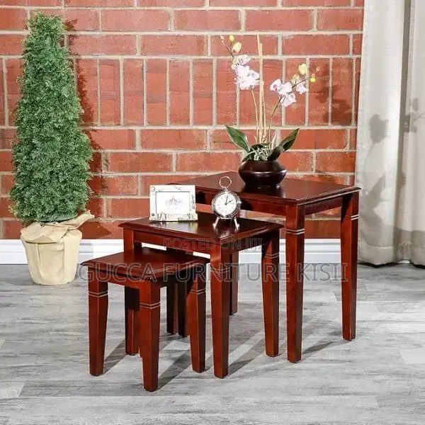 Coffee Table; 3-Set Nesting Coffee Tables