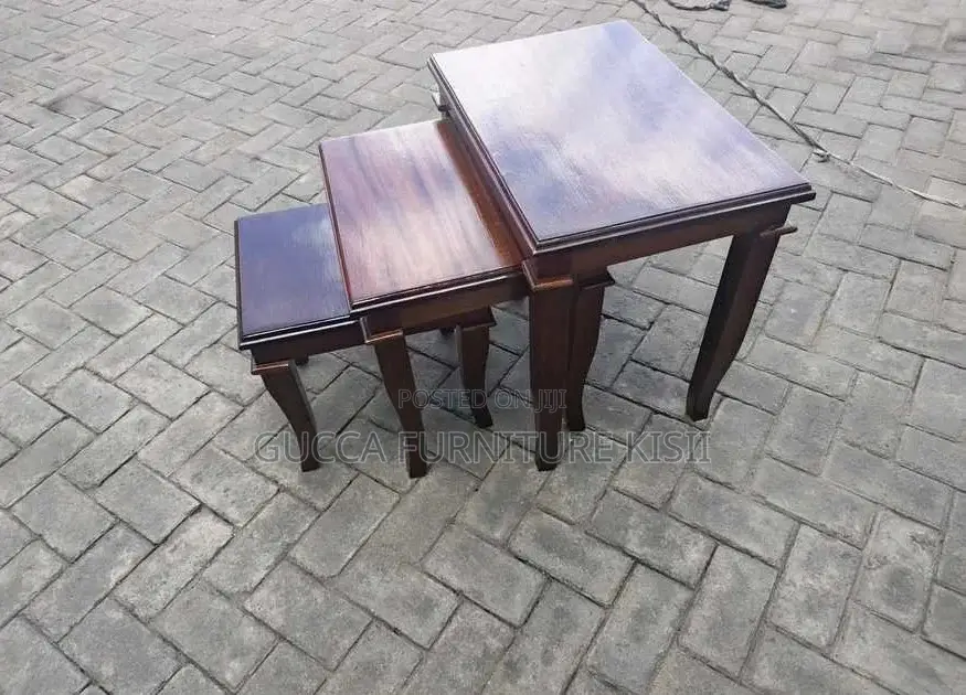 Coffee Table; 3-Set Nesting Coffee Tables
