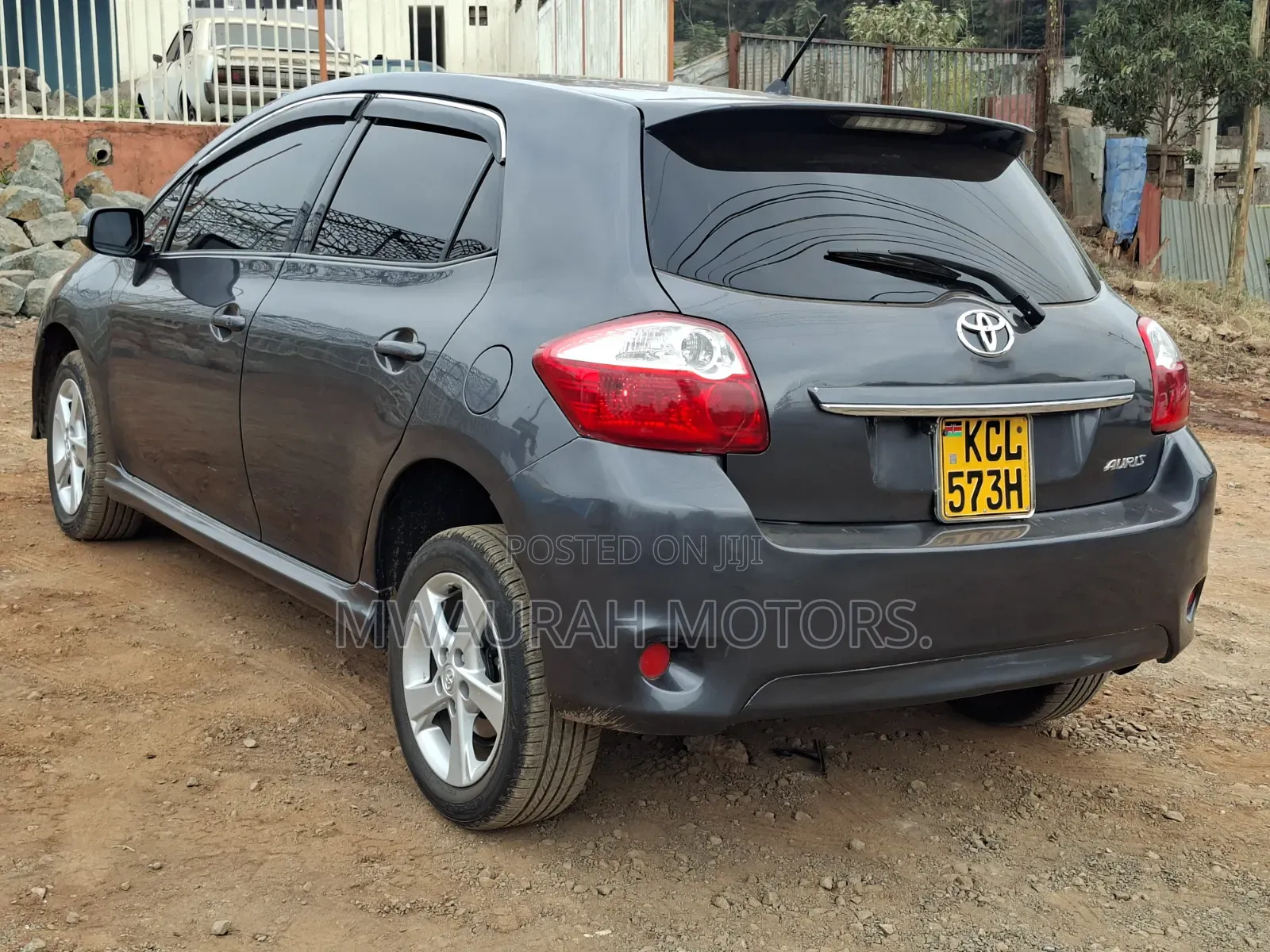 Toyota Auris 2010 Gray