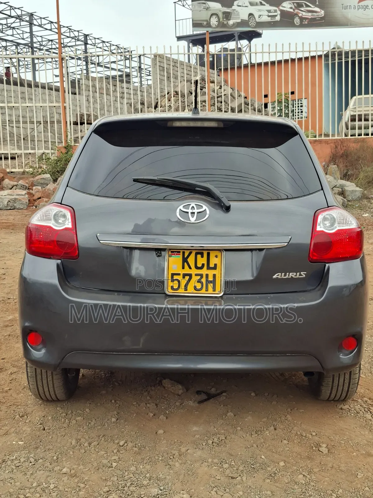 Toyota Auris 2010 Gray