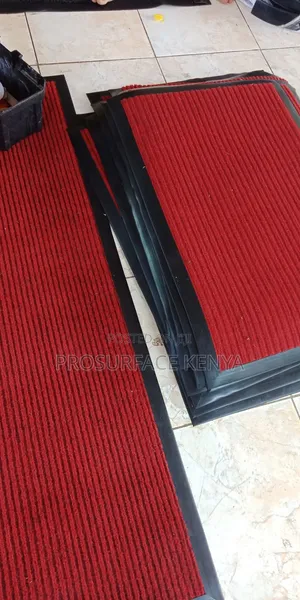 HEAVY-DUTY ENTRANCE MAT – 80×120cm | KSh 2,999