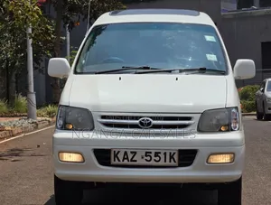 Toyota TownAce 2000 White