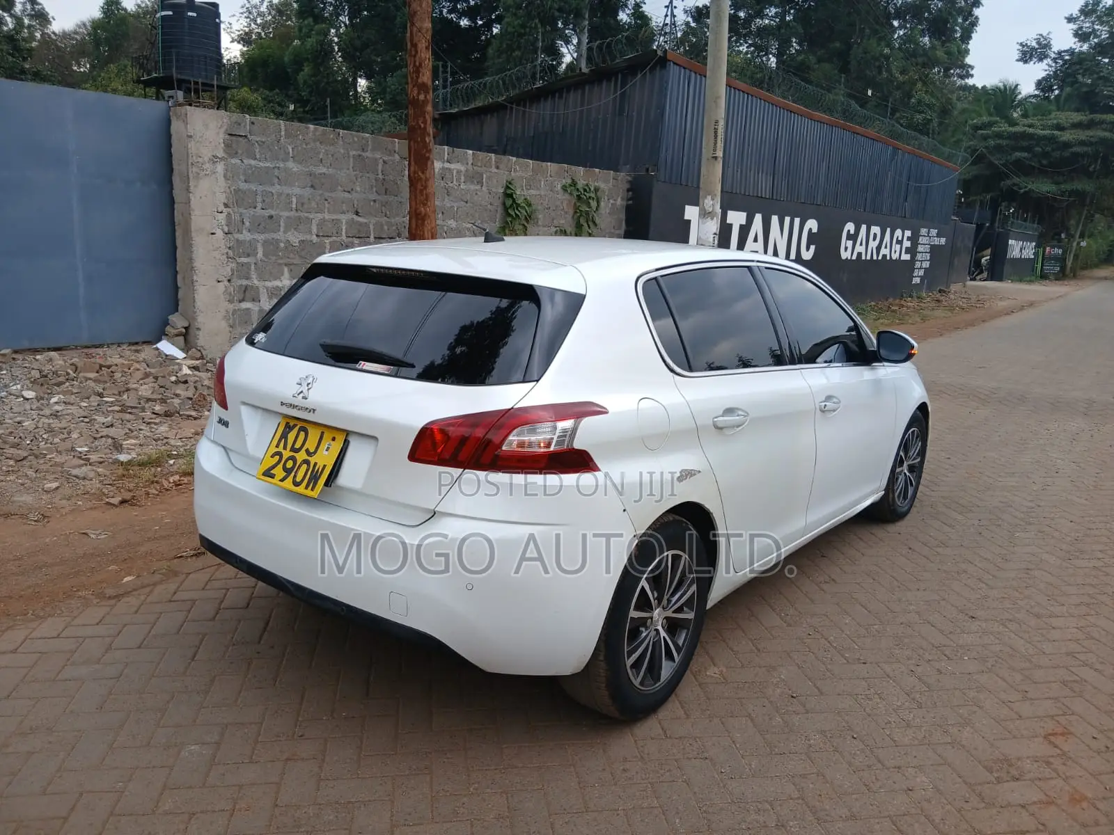 Peugeot 308 2015 White