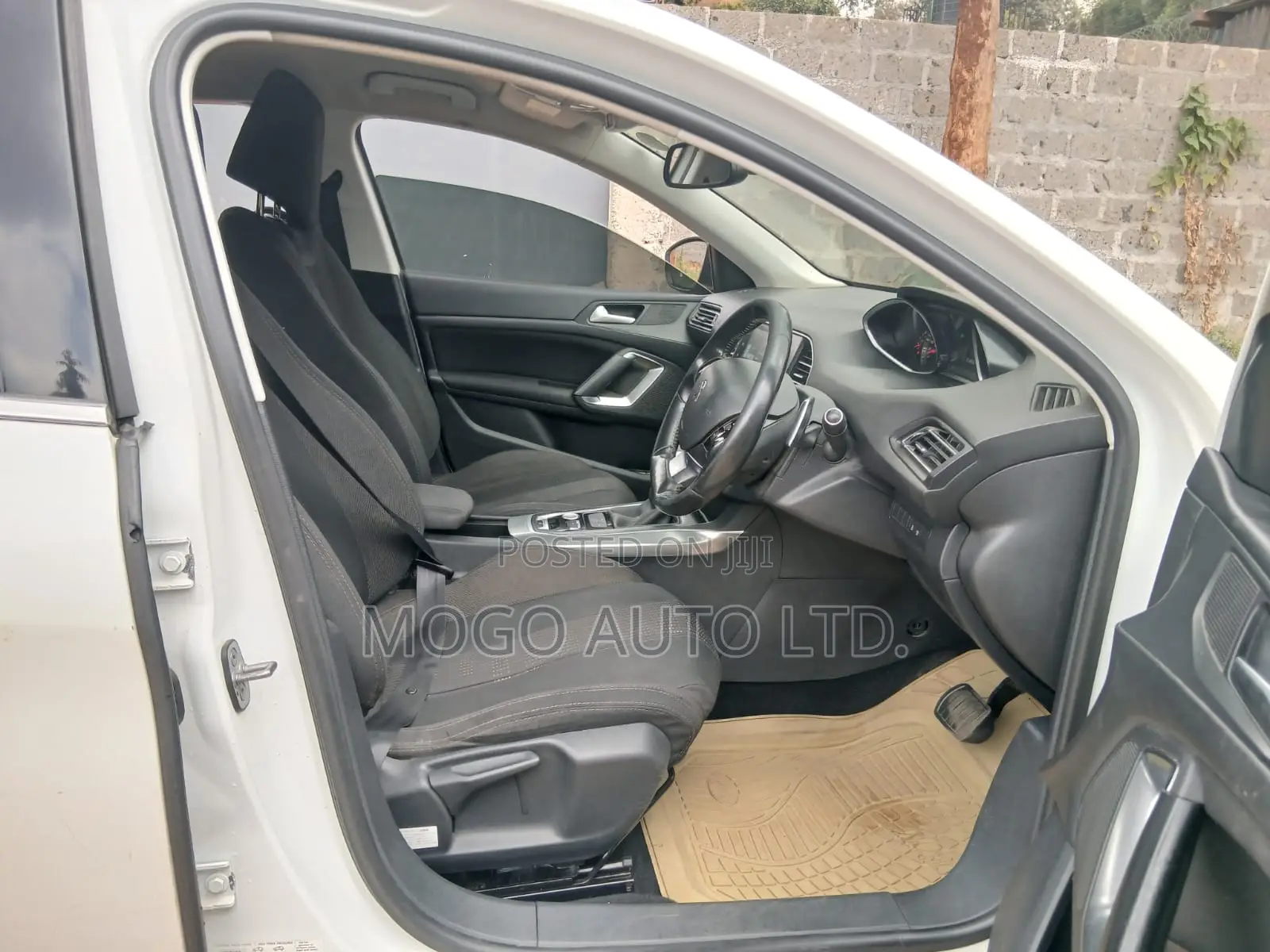 Peugeot 308 2015 White